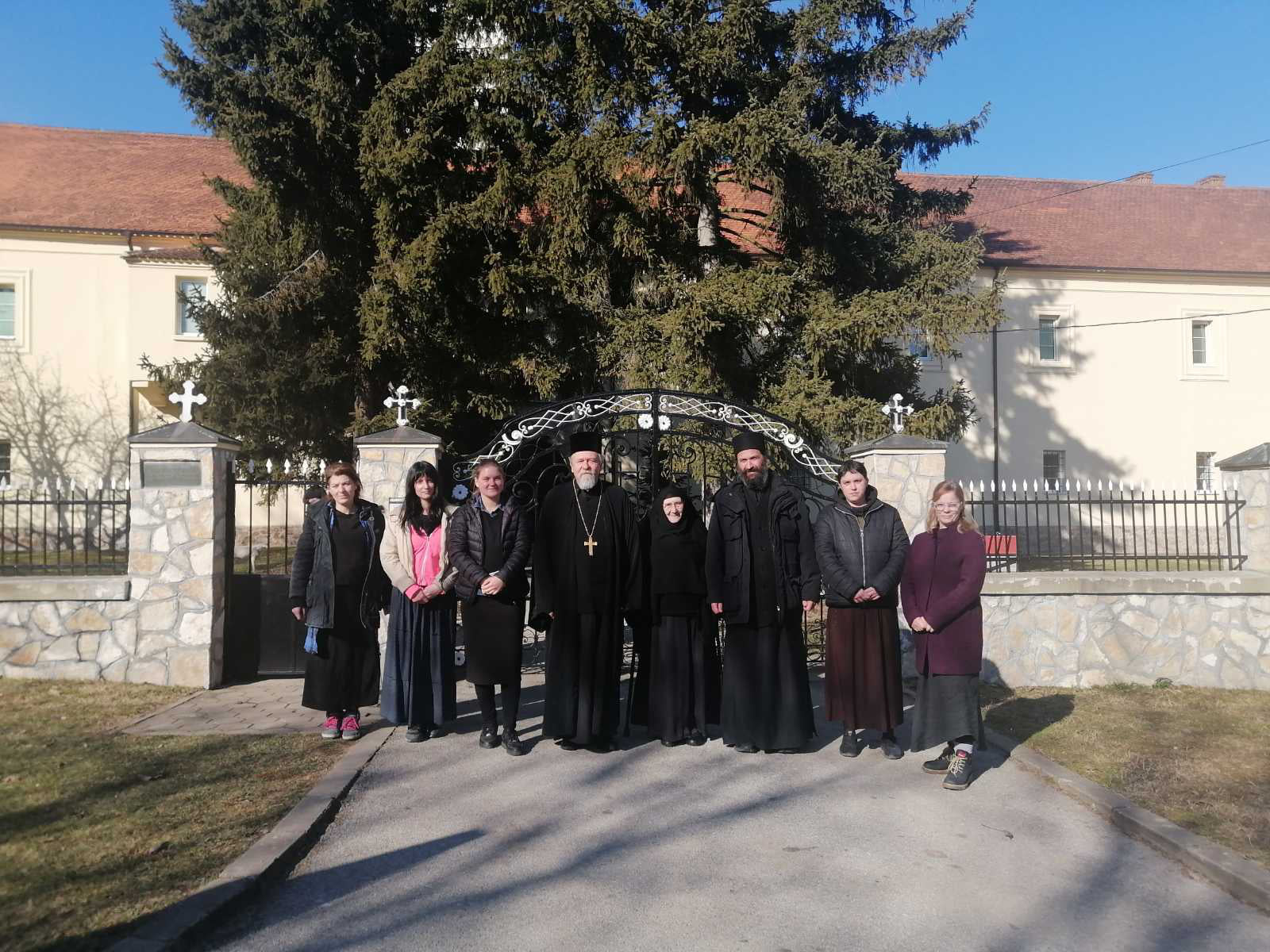 Наше штићенице посетиле фрушкогорске манастире